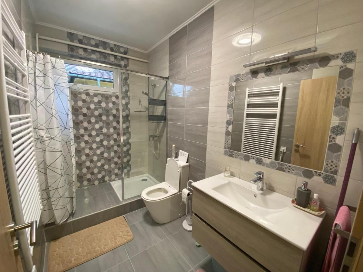 Eszter Apartman Eger Luaran gambar