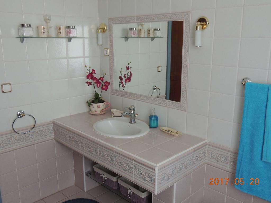 Eszter Apartman Eger Luaran gambar