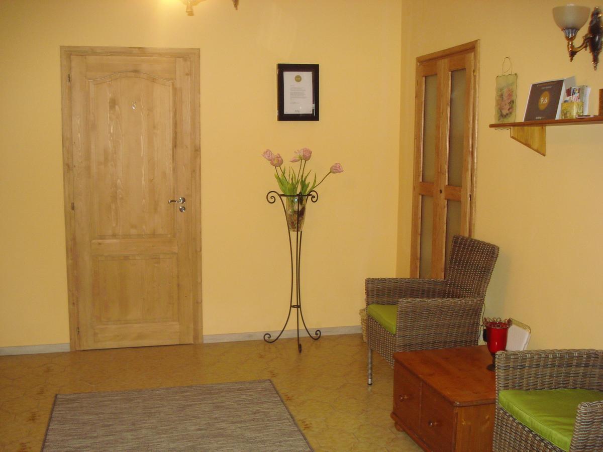 Eszter Apartman Eger Luaran gambar